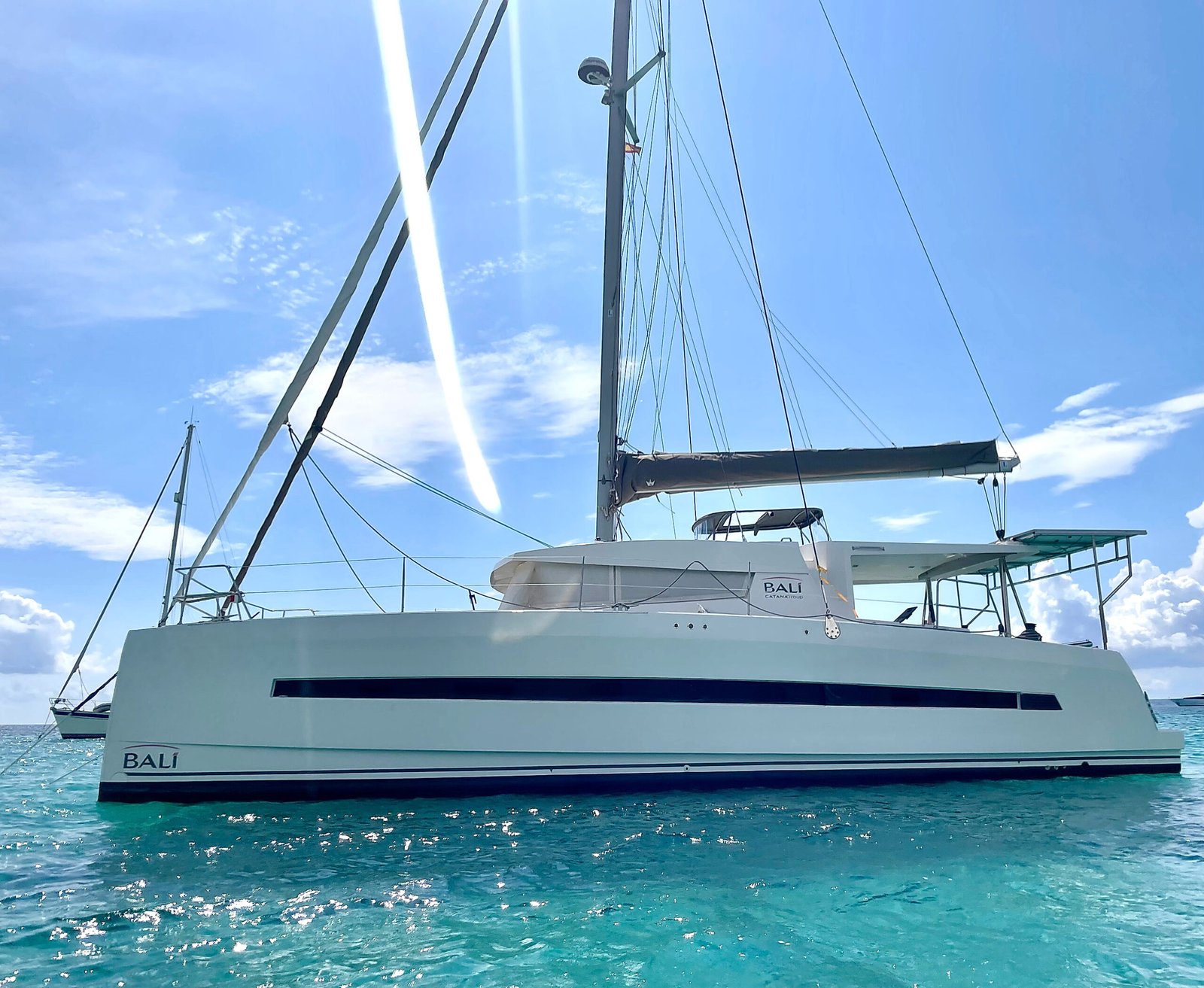2016 44.6 foot Bali 4.5 EUR 435000