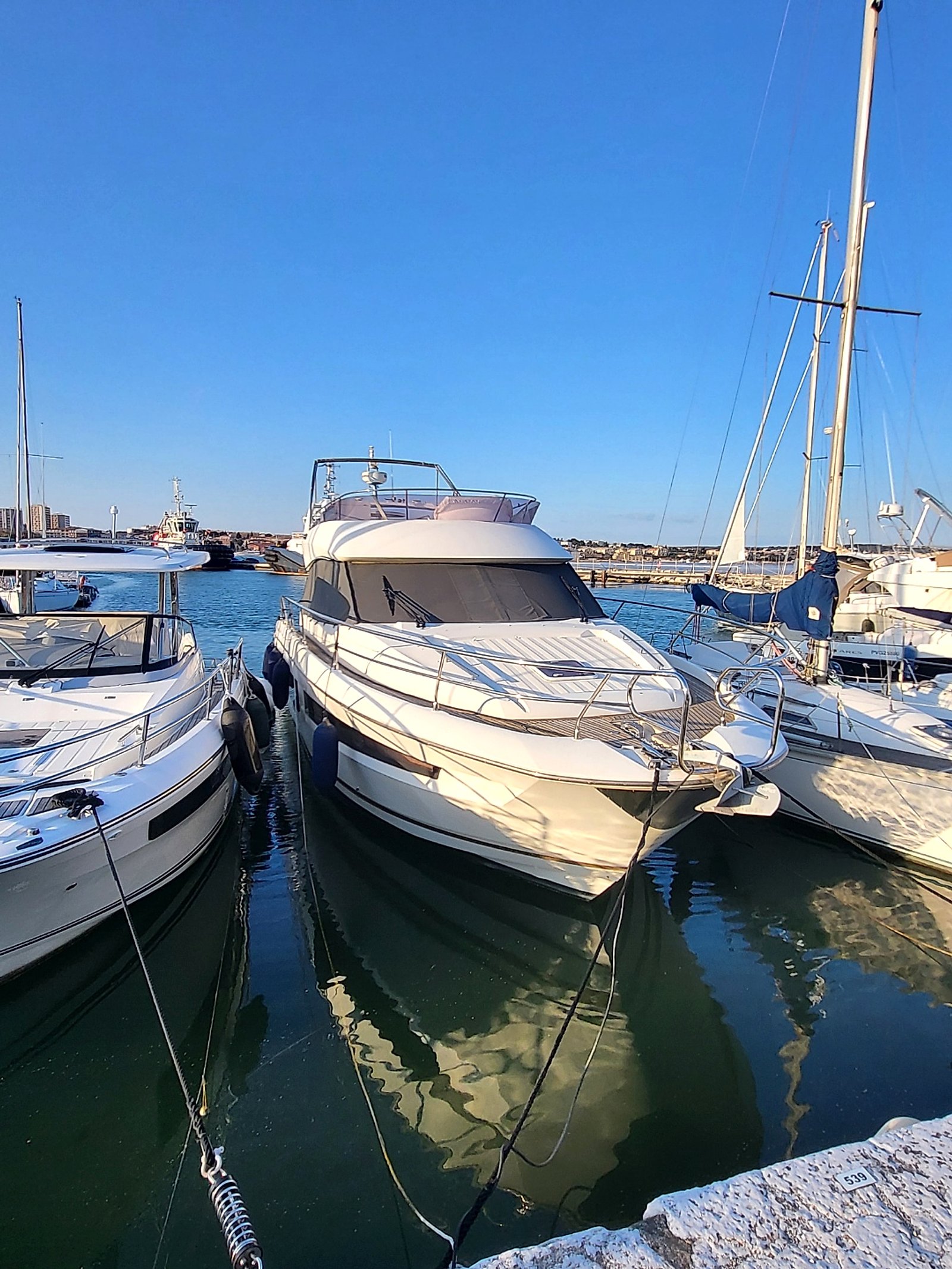 2013 45.8 foot Jeanneau Prestige 450 EUR 350000
