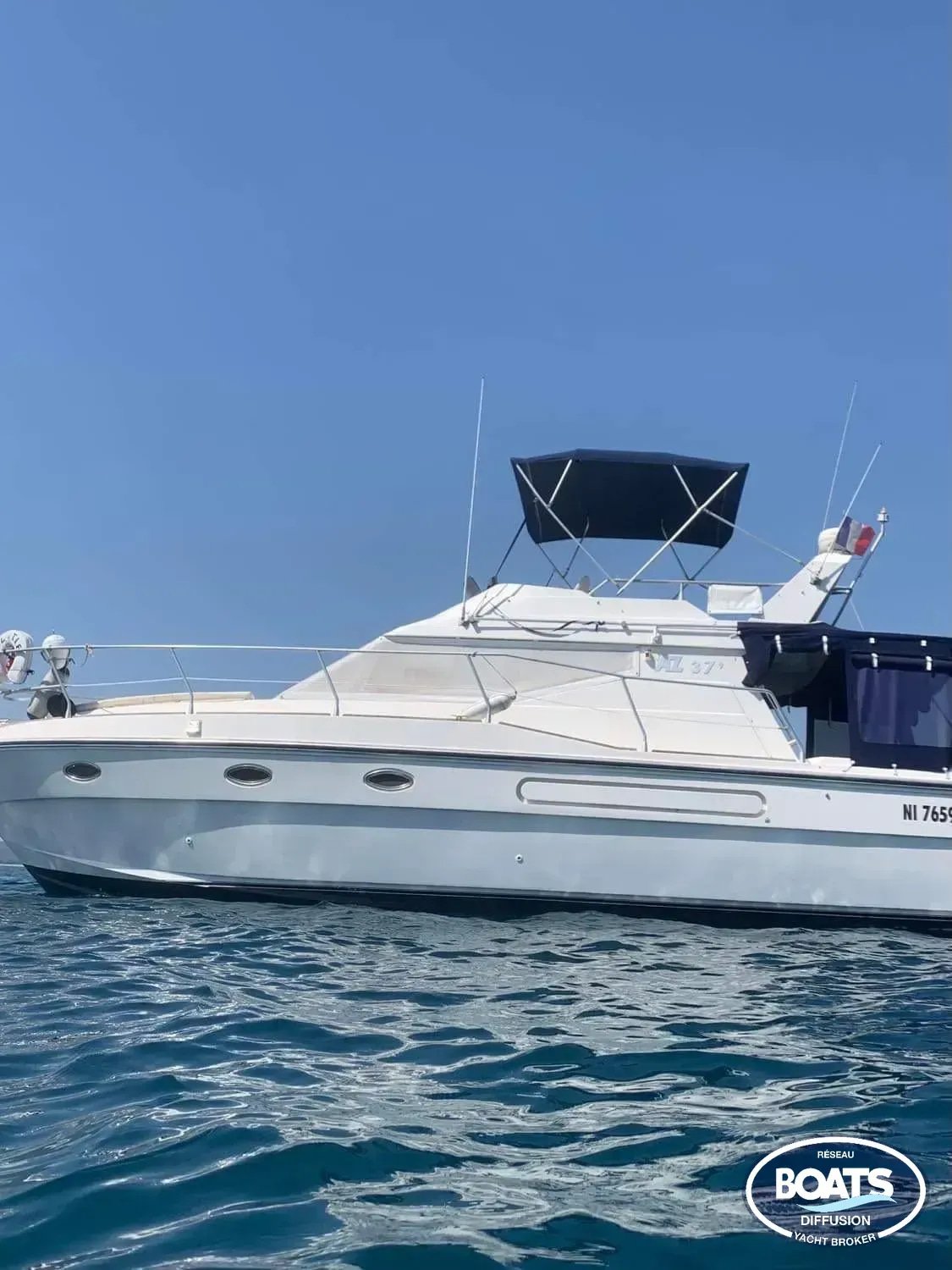 1989 37.1 foot Azimut 37 Fly EUR 78000