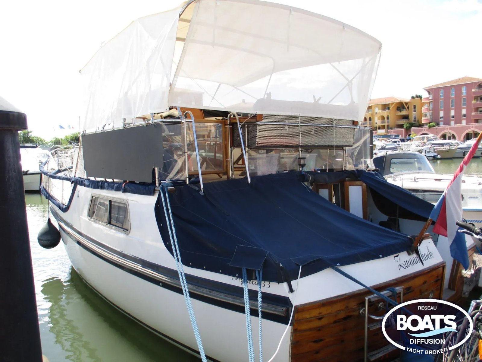 1984 36.1 foot Aquila Queen 33 EUR 78500