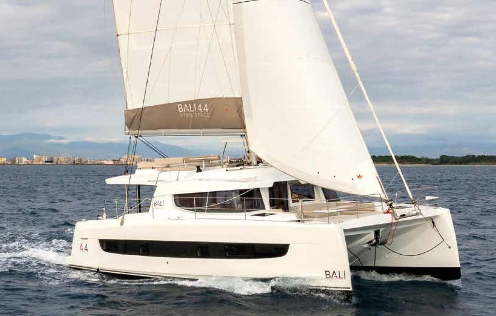 2022 42.9 foot Bali 4.4 USD 850000